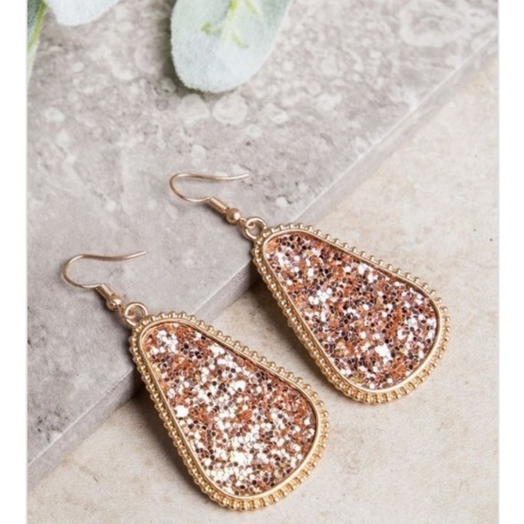 boutique Jewelry - 🌿SPARKLY GUMDROP EARRINGS🌿